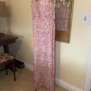 Cozy Casual White and orang maxi dress